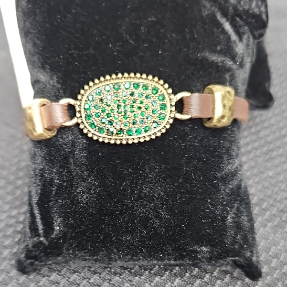 Fashion Jewelry Green Crystal Oval Leather Bracelet